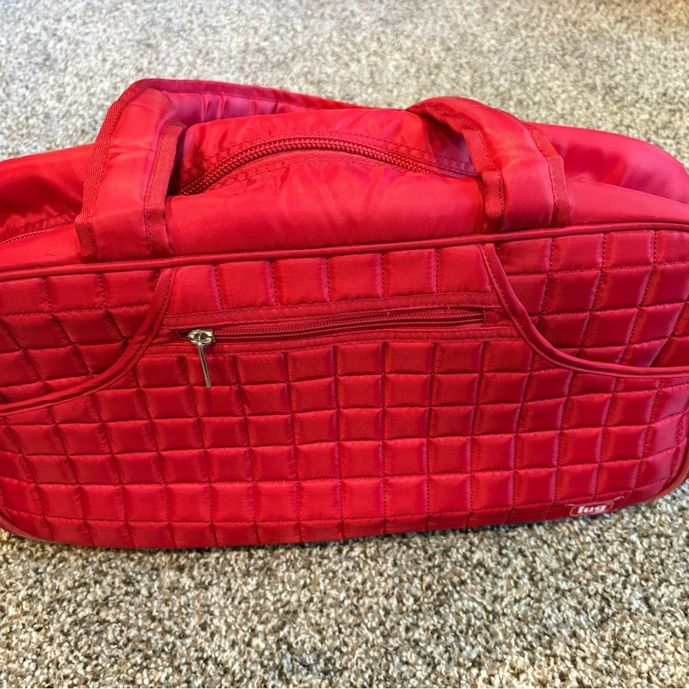 Lug Red Quilted Travel Bag with Geometric Design